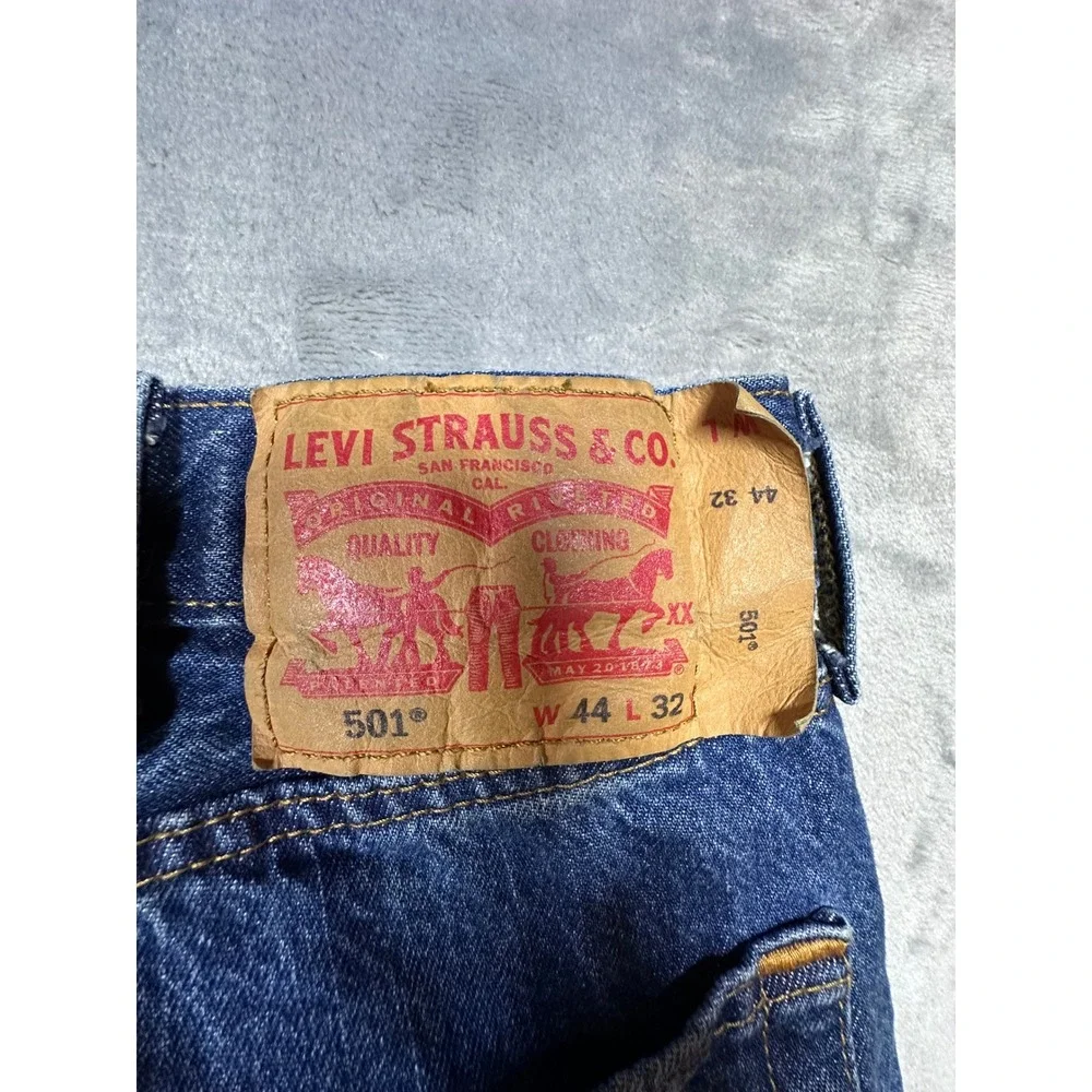 Levis 501 Original Fit Mens Blue Denim Straight Leg Button Fly Jeans 44x32